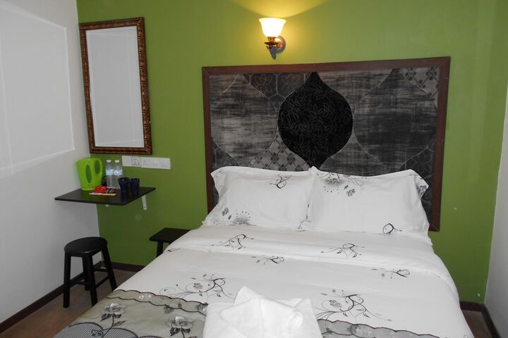 Room 8 of 51