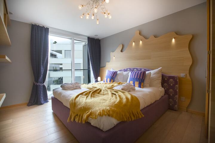 Room 5 of 56