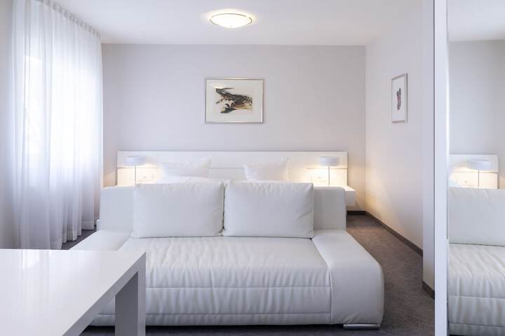 Room 18 of 46