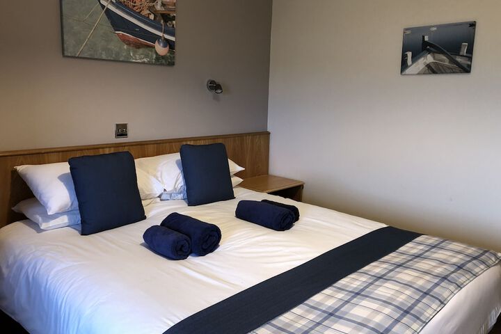 Room 15 of 54