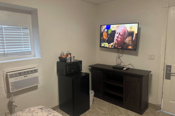 Room 15 of 36