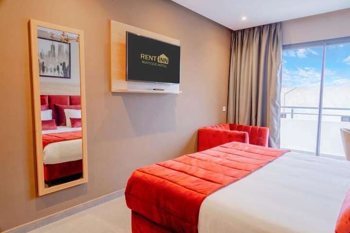 Room 16 of 36