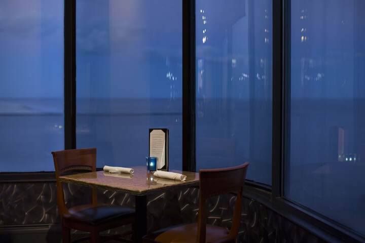 Dining Photos