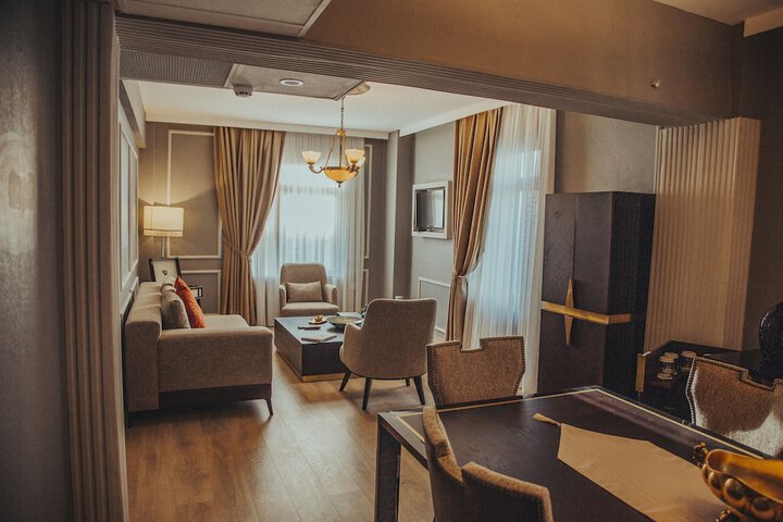 Room 38 of 60