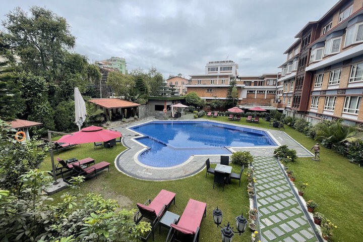 Pool 87 of 191