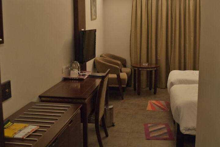 Room 14 of 35