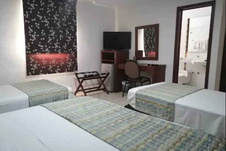 Room 13 of 60