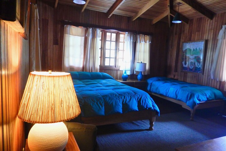 Room 28 of 154