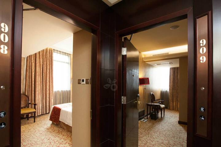 Room 7 of 47