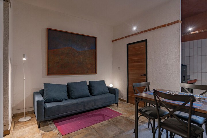 Room 15 of 31