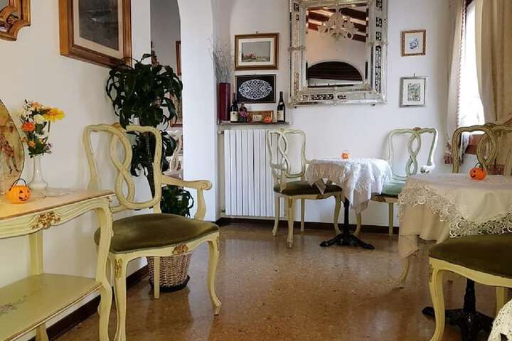 Hotel Interior 2 of 28