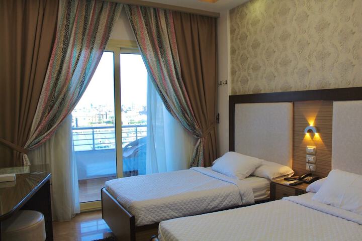 Room 15 of 46