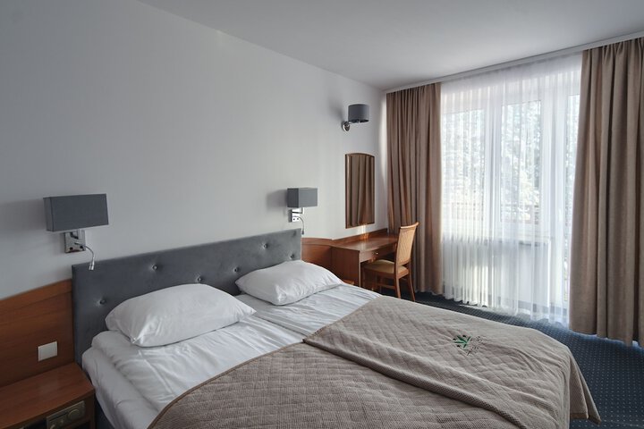 Room 22 of 86