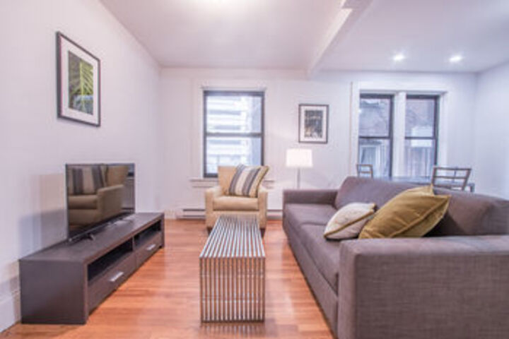 Bold 1Br in Theater District by Sonder