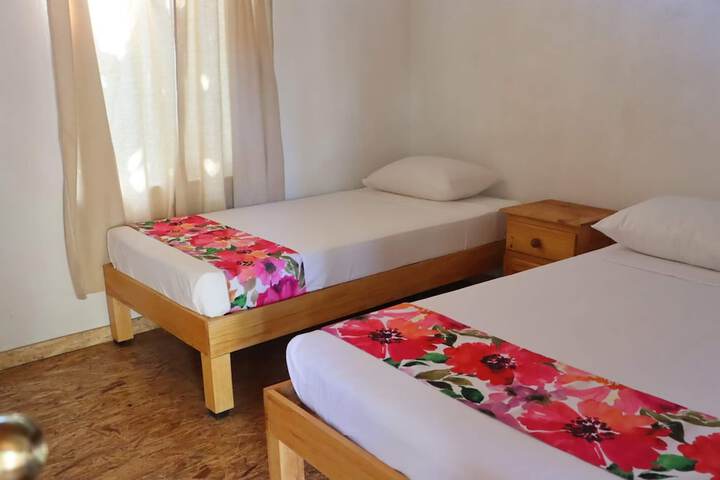Room 10 of 20