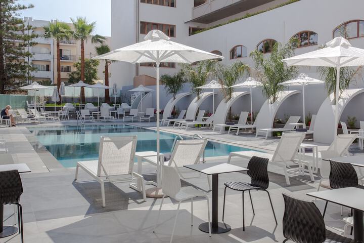 Pool 55 of 78