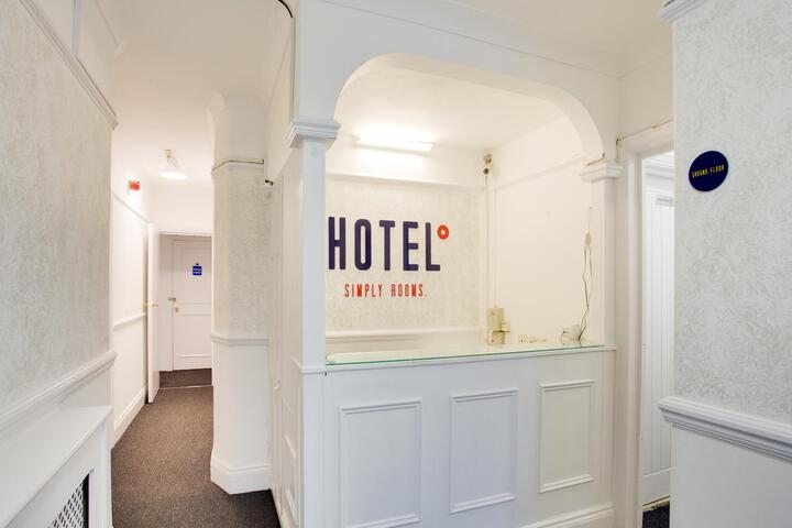 Guest Lobby