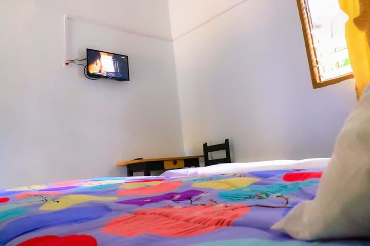 Room 4 of 23