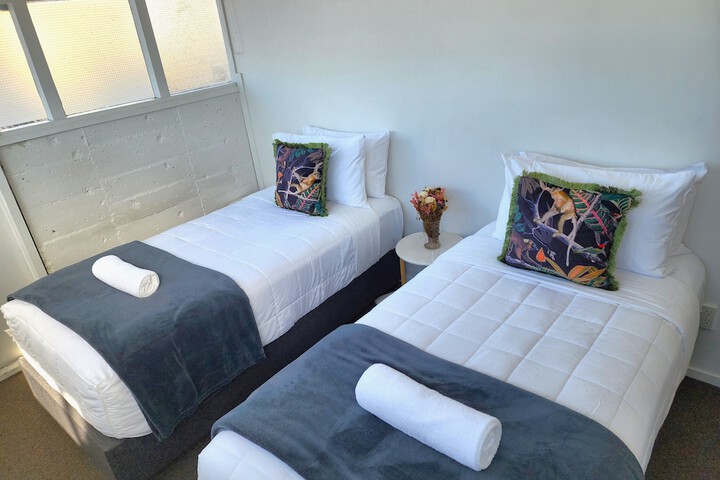 Room 28 of 123