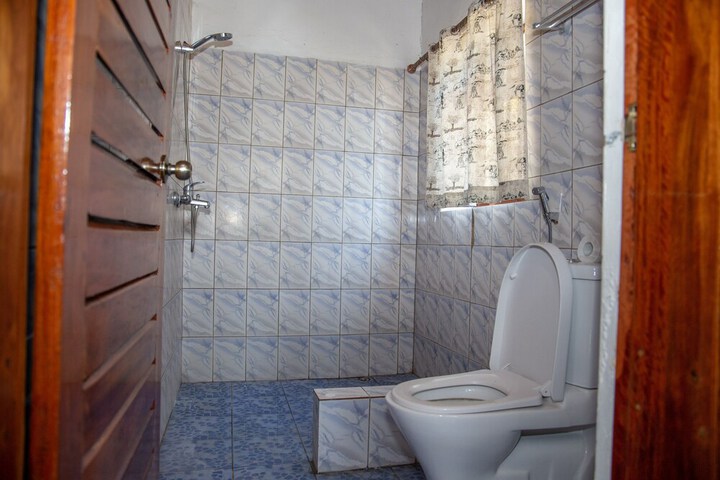 Room 52 of 98