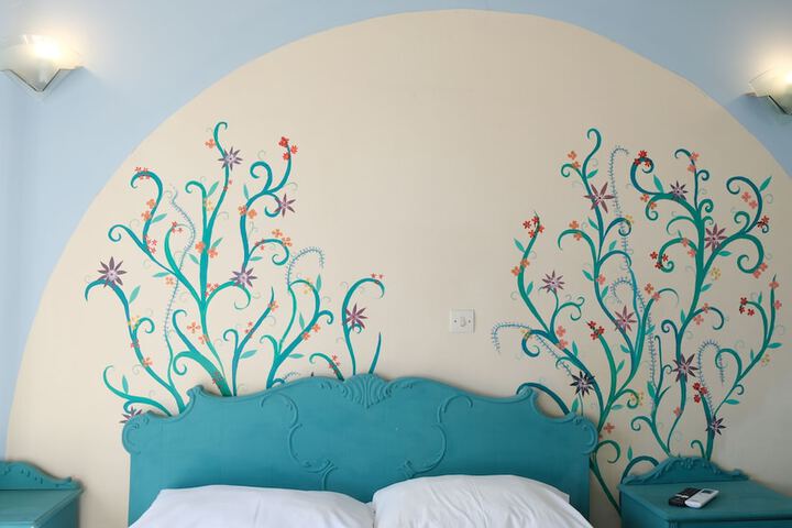 Room 12 of 15