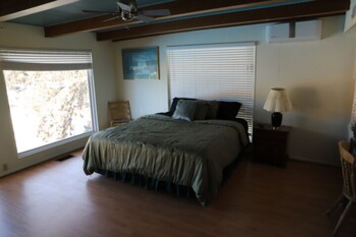 Room 14 of 38