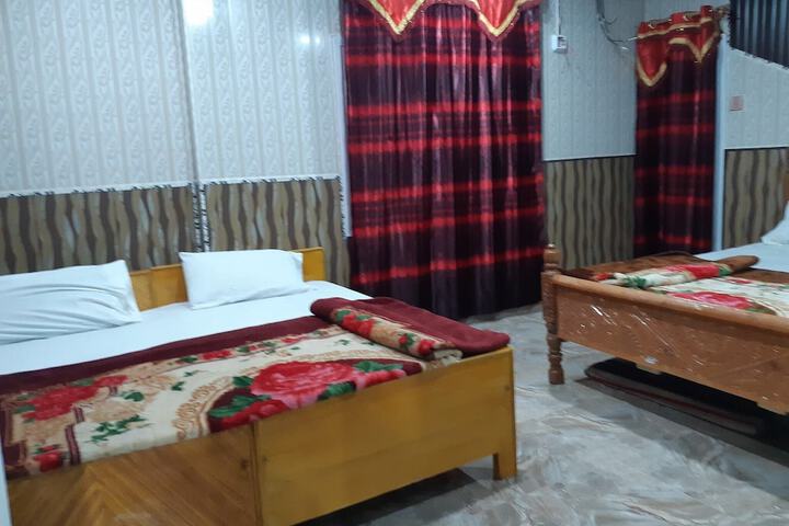 Room 15 of 22