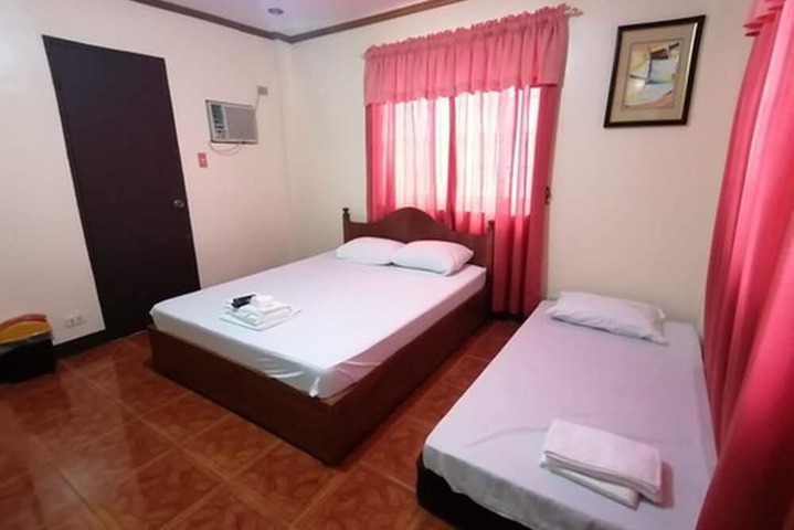 Room 16 of 29
