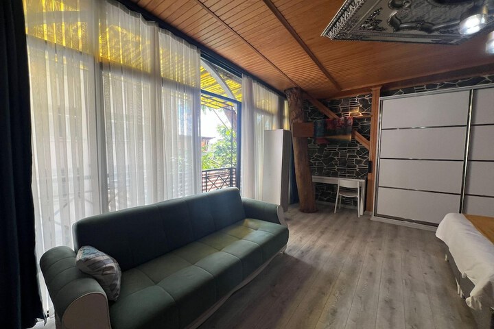 Room 54 of 82