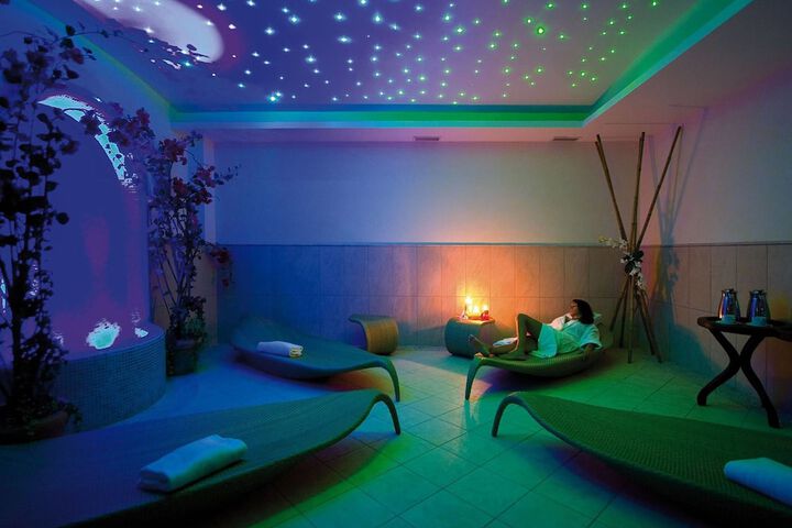 Spa 43 of 62