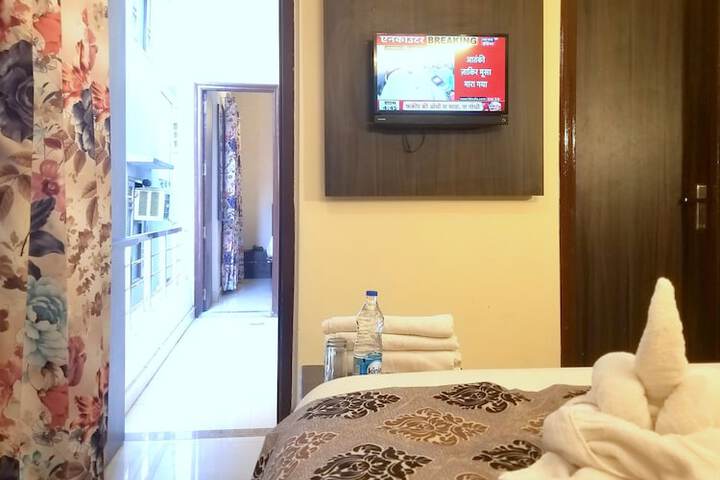 Room 15 of 64
