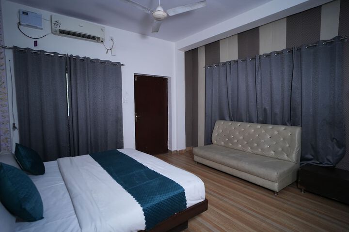 Room 19 of 43