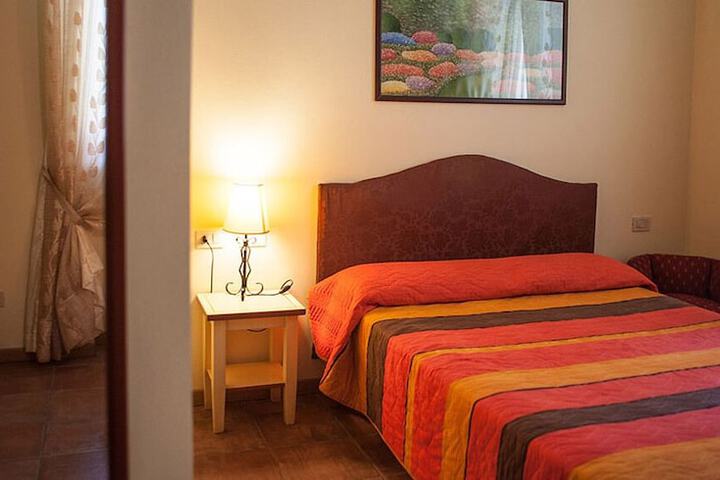 Room 16 of 31
