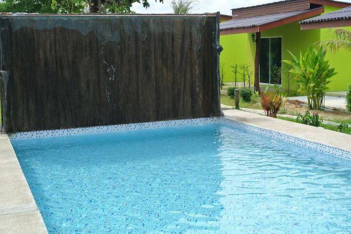 Pool 6 of 6