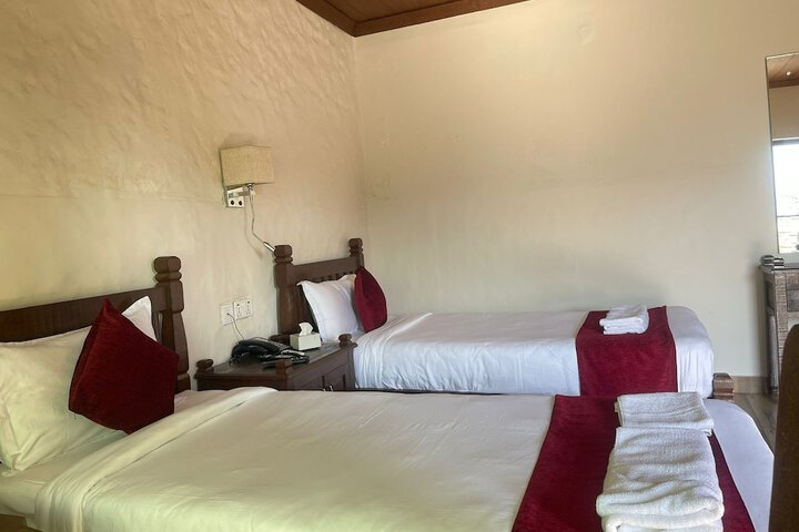 Room 15 of 48