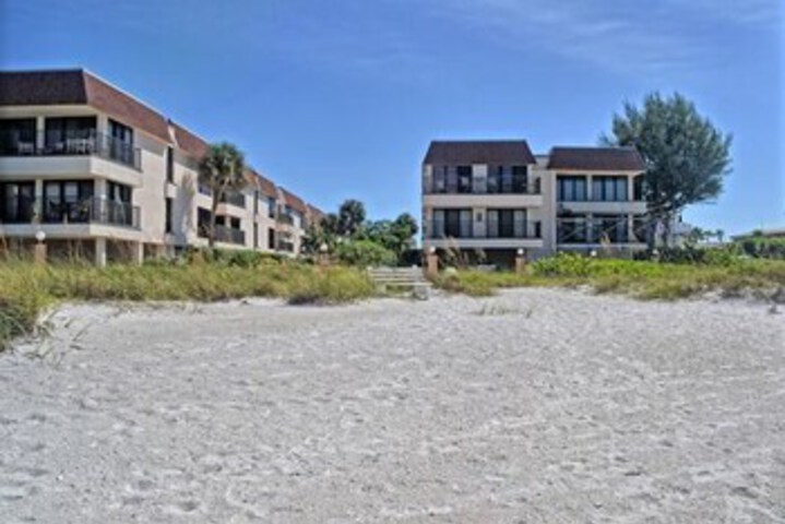 Beach 11 of 44