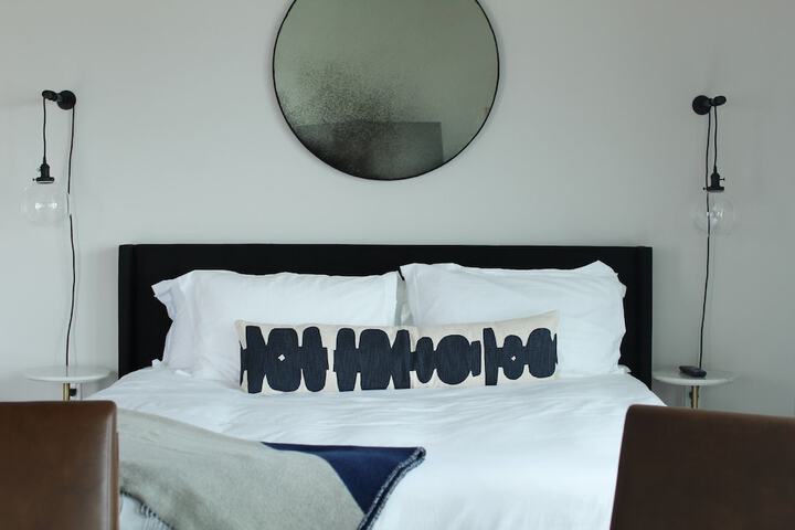 Room 16 of 159