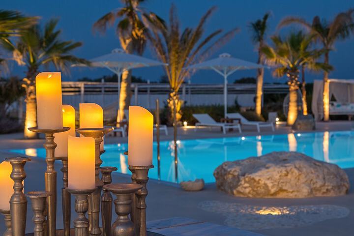 White Pearls Luxury Suites - Adults Only