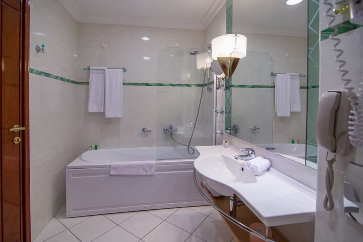 Bath Photo