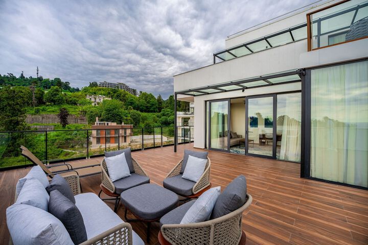 Terrace/Patio 32 of 59