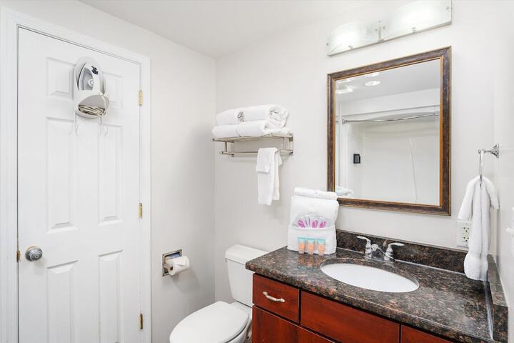 Room 15 of 19
