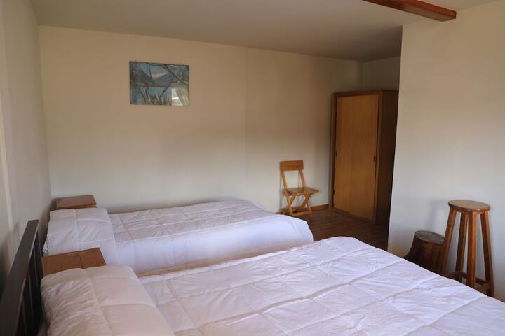 Room 4 of 65