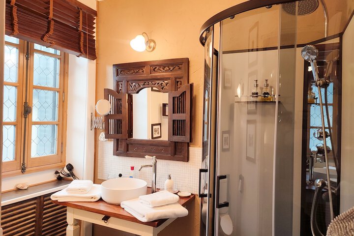 Bath Interior