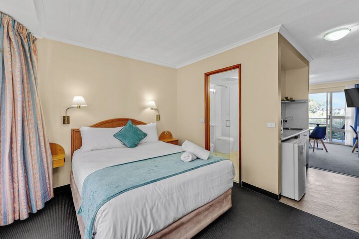 Room 11 of 70