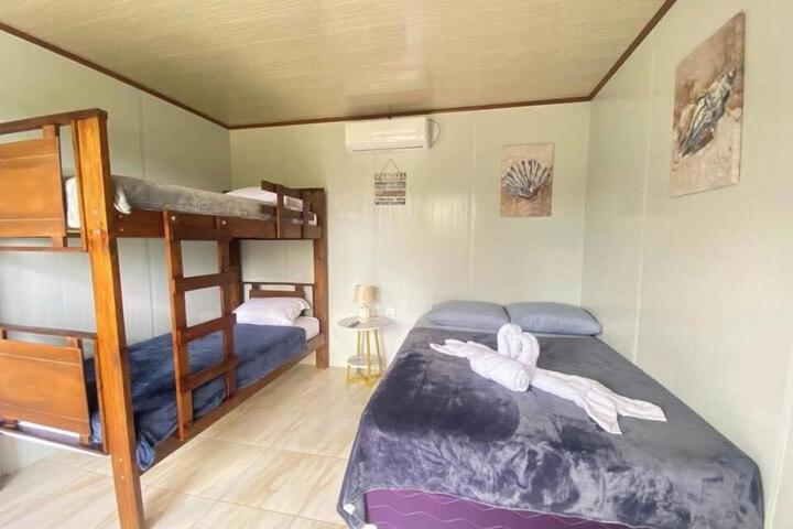 Room 18 of 29