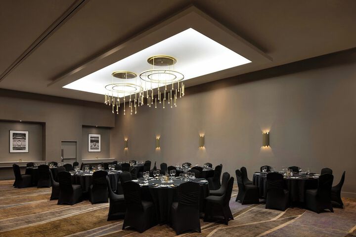 Banquet hall