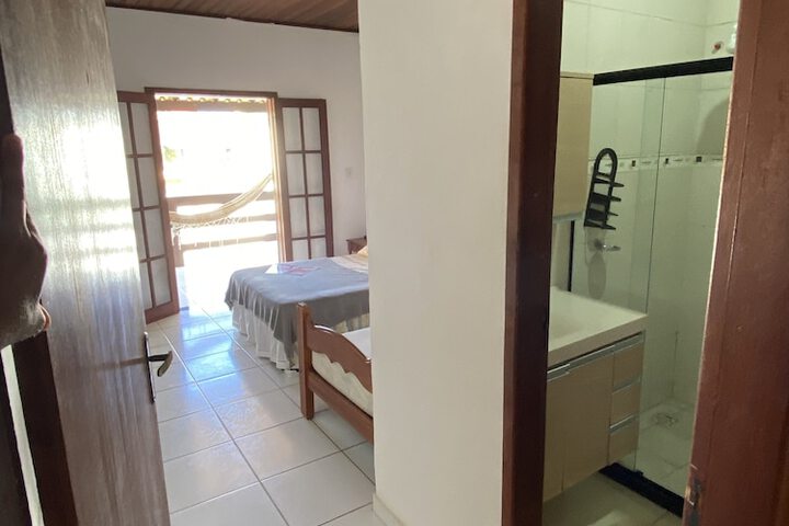 Room 10 of 15