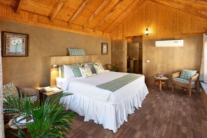 Room 8 of 65