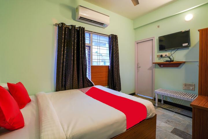 Room 25 of 36
