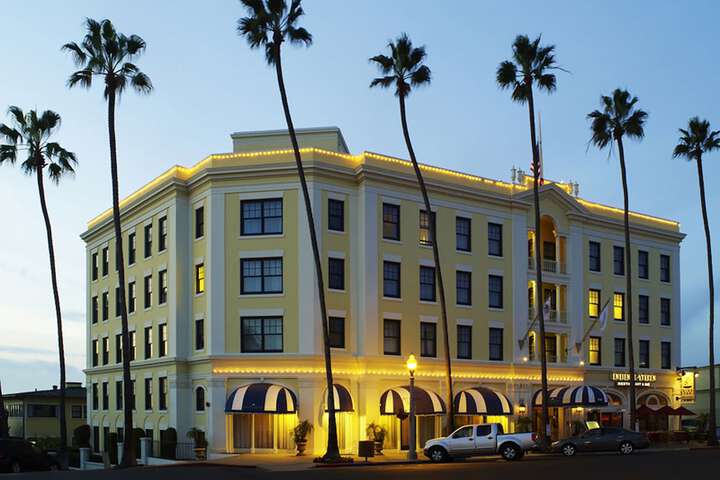 Front of property - evening/night